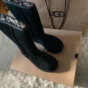 SOLD!!!!   UGG Black Classic Tall